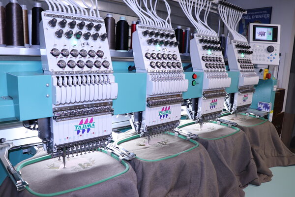 Broderie Bartavel - Machine à broder