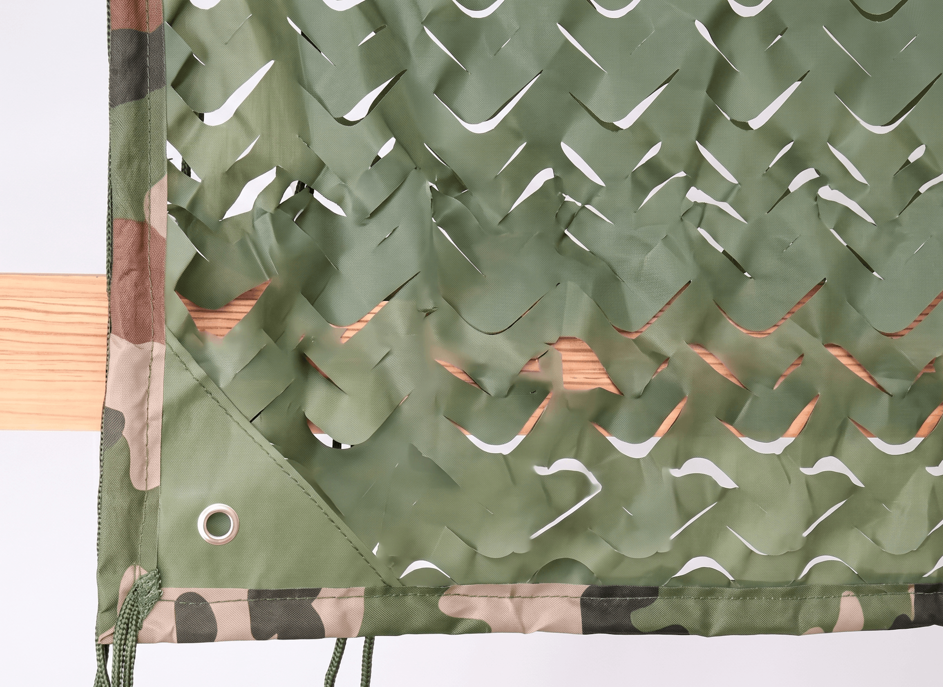 Filet triangulaire OMBRAGE et camouflage - Variante 2